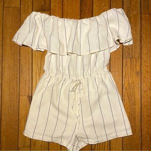 Forever 21 Contemporary, Off the Shoulder Romper XS, linen